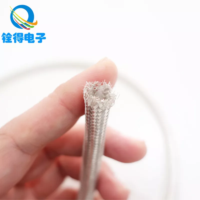 ຂໍ້ໄດ້ປຽບຂອງການນໍາໃຊ້ທໍ່ຕາຫນ່າງ Braided ທອງແດງທີ່ບໍລິສຸດ